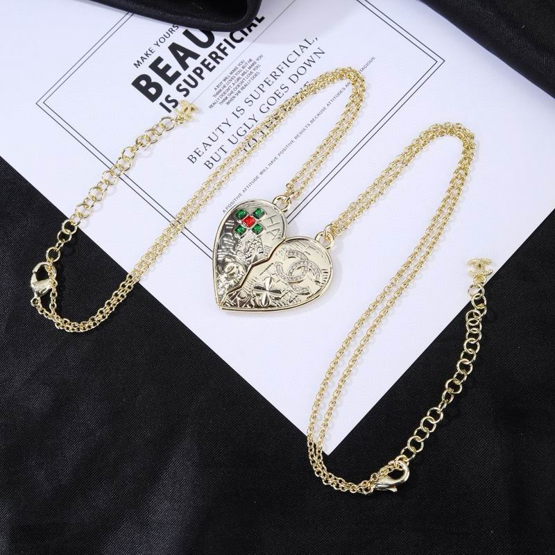 Chanel Necklace 05yxs67